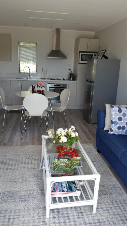 Jake's Place Oneroa Waiheke Buitenkant foto