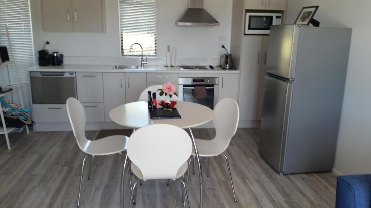 Jake's Place Oneroa Waiheke Buitenkant foto